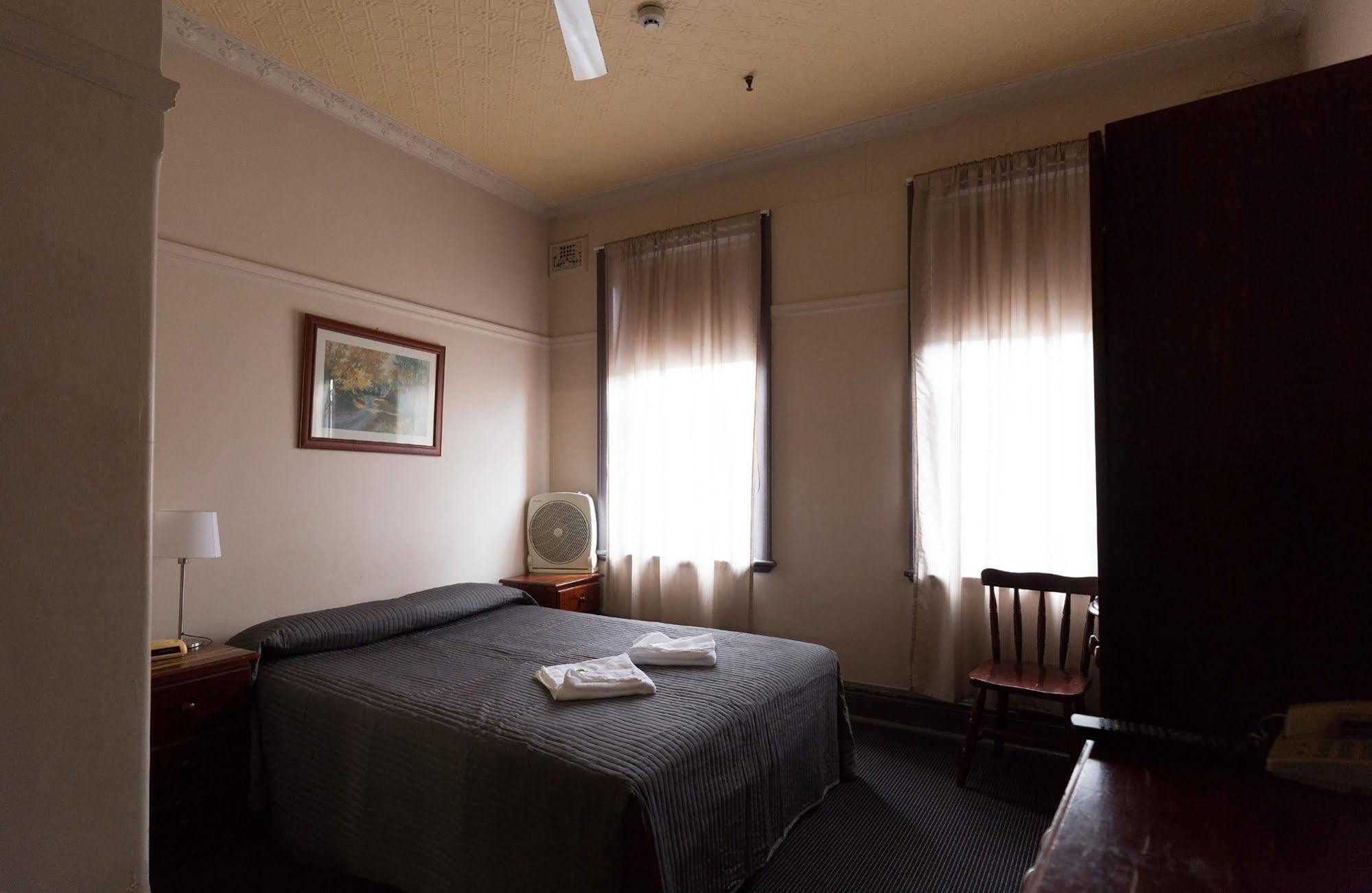 Dunkirk Hotel Pyrmont Sydney Exterior photo