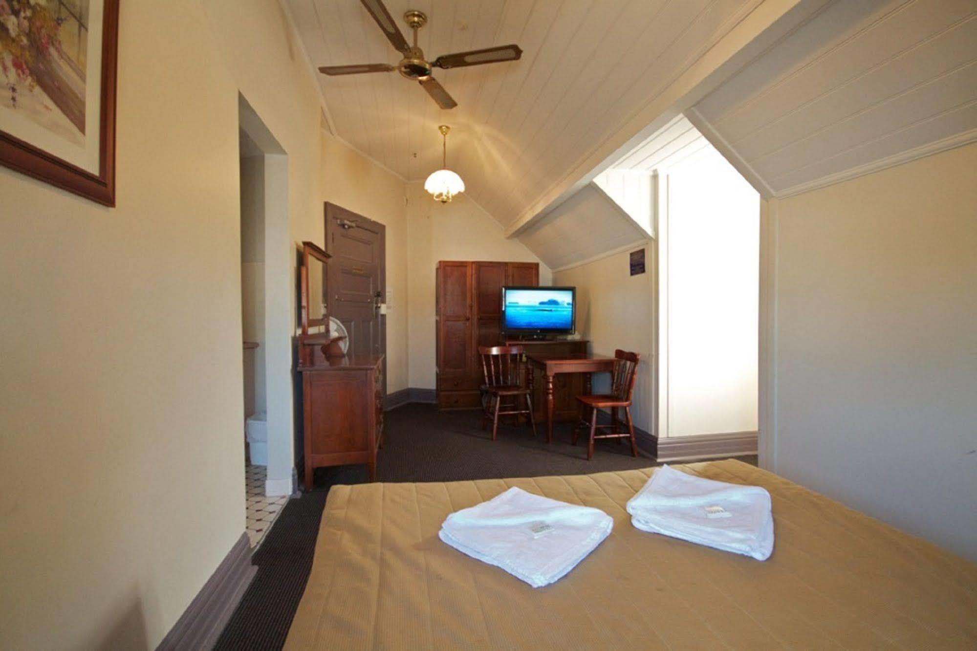 Dunkirk Hotel Pyrmont Sydney Exterior photo
