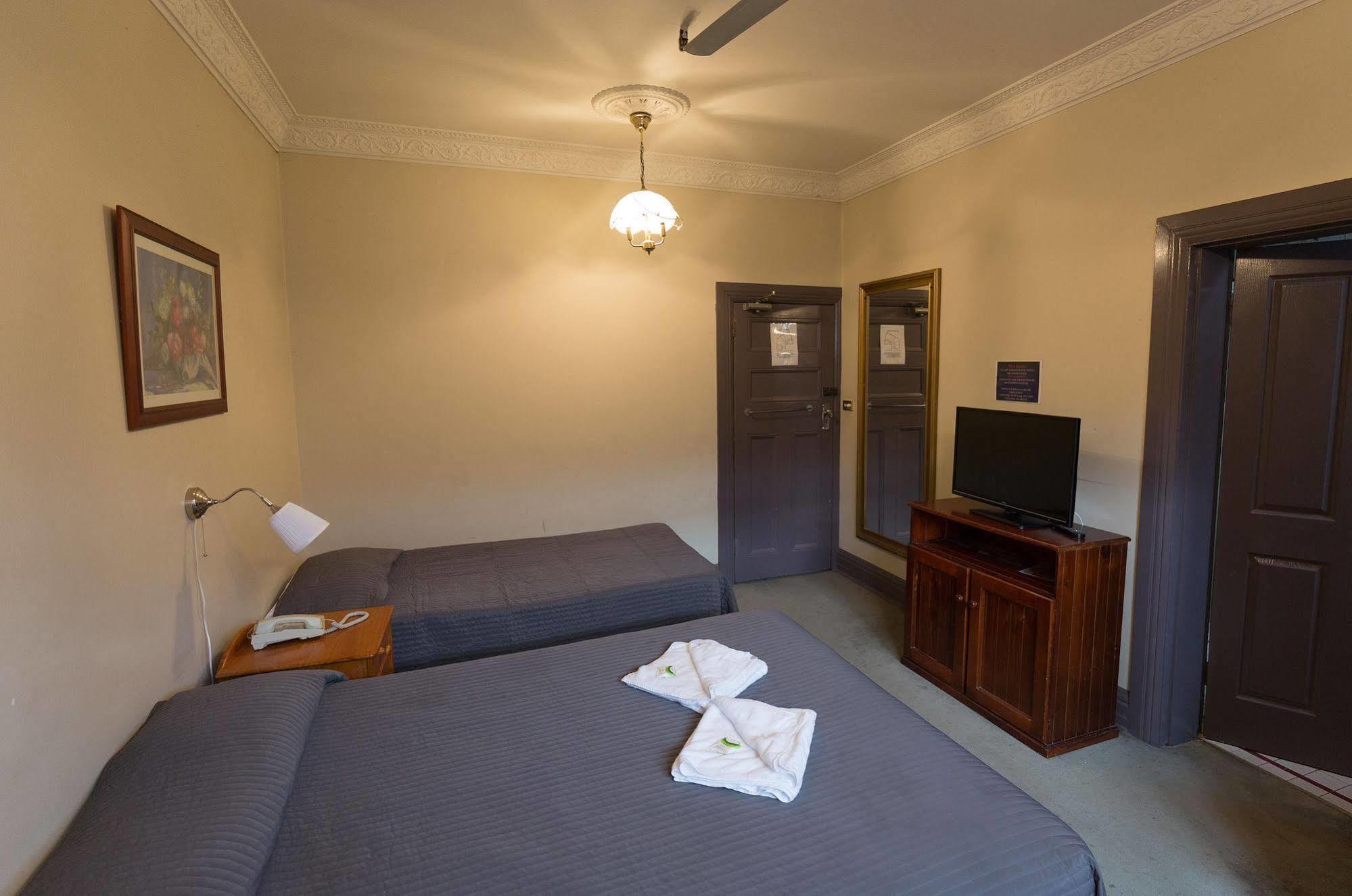 Dunkirk Hotel Pyrmont Sydney Exterior photo